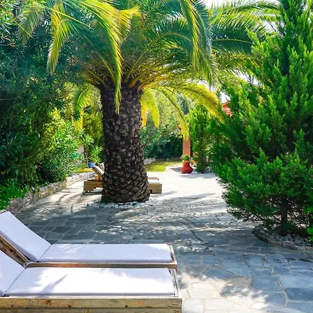 Giola Sirines Apartamento Astris