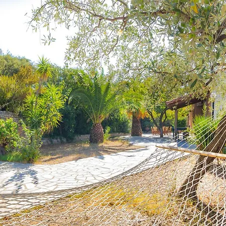 Apartamento Giola Sirines