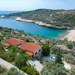 Apartment Giola Sirines *