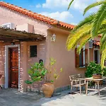 Apartment Giola Sirines Astris