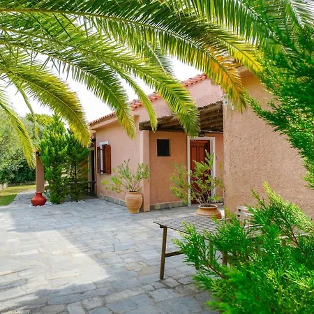 Giola Sirines Apartament Astris